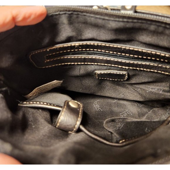 BOC B O C Black Purse Adjustable Crossbody Bag Many Pockets Pewter Emblem Clean - Picture 6 of 7